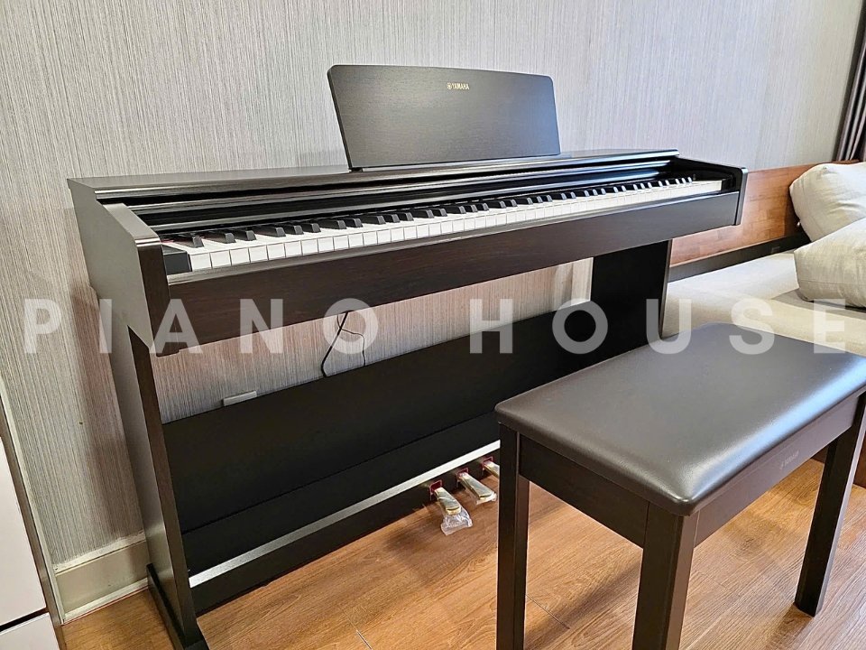 YAMAHA YDP-105 R - Góc nhìn thực tế 6